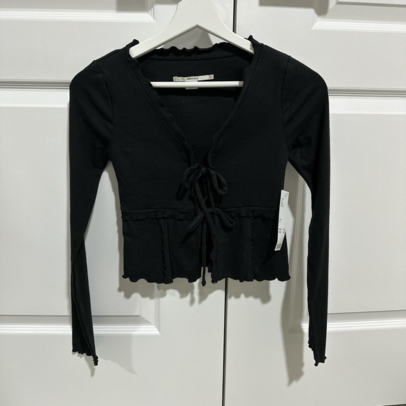 New with tags melissa long sleeve tie front top from urban outfitters - Picture 4 of 6